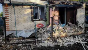 Удар КАБами по Сумах: є влучання у Зарічному районі, поранені та пожежа